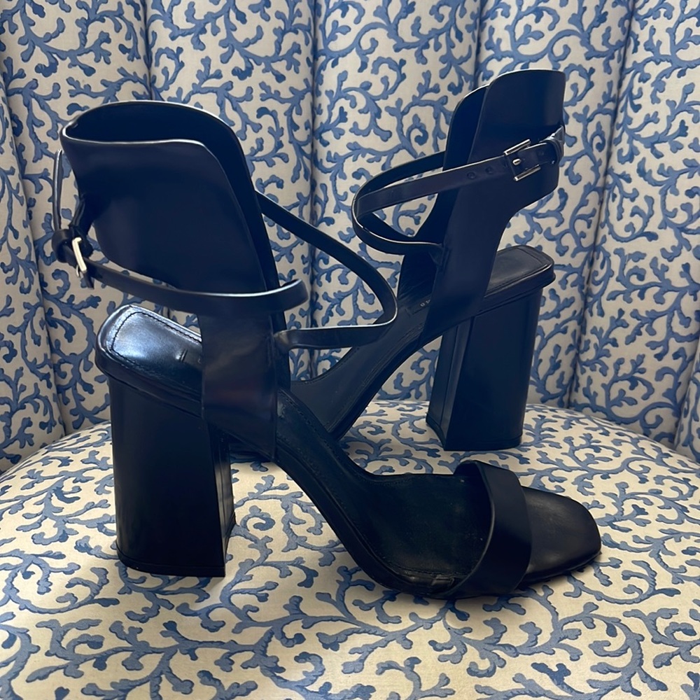 Lafayette 148 New York Block sandal heels